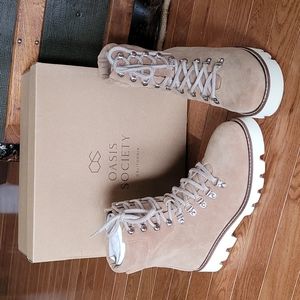 Oasis society tan hiking boots 7.5 NEW